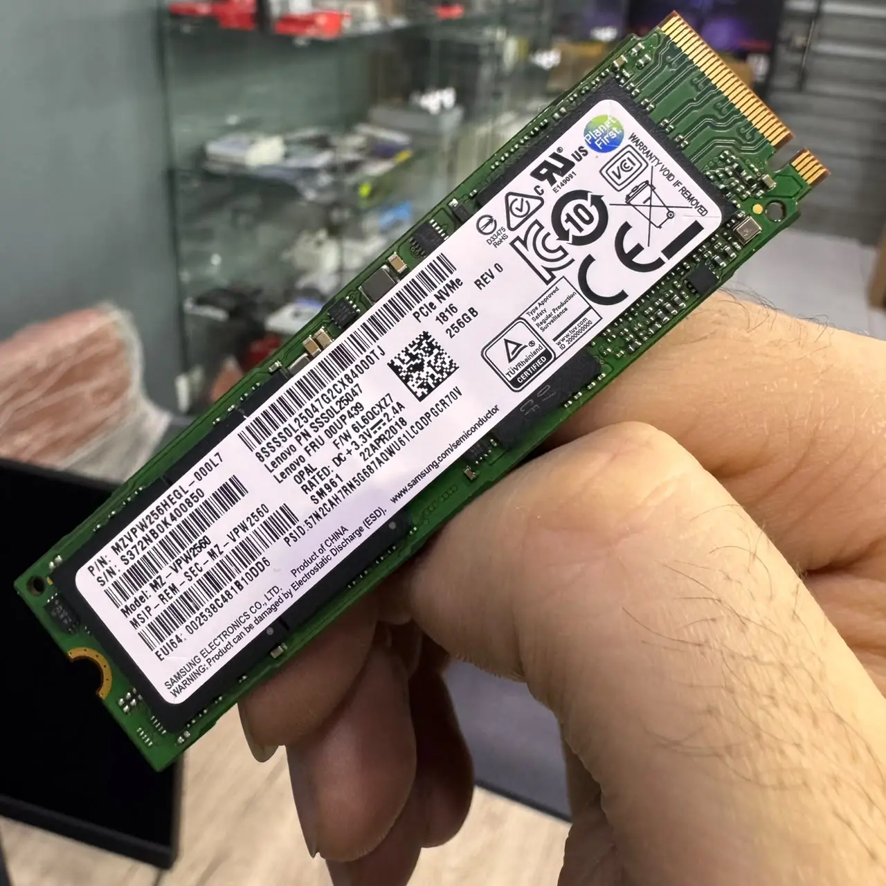 SSD M2 NVMe SAMSUNG SM961 MZ-VPW2560 256GB GEN3 3100MB par Sec
